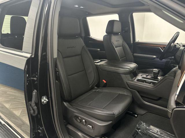 Photo of 2023 Onyx Black GMC Sierra 1500