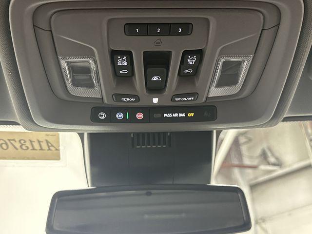 Photo of 2023 Onyx Black GMC Sierra 1500