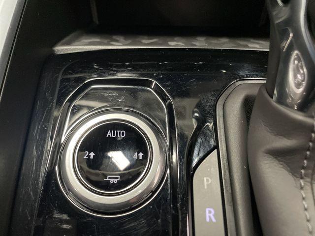 Photo of 2023 Summit White Chevrolet Colorado