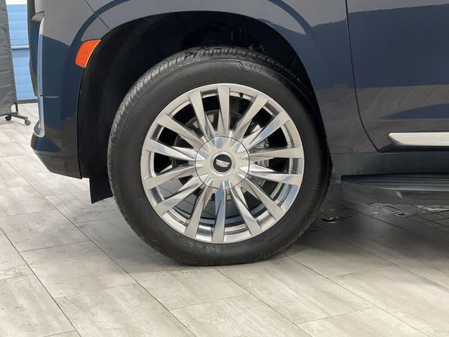 Photo of 2022 Galactic Gray Metallic Cadillac Escalade