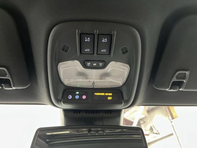 Photo of 2024 Summit White Chevrolet Colorado