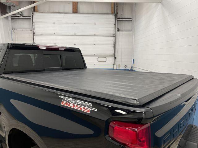 Photo of 2024 Black Chevrolet Silverado 1500