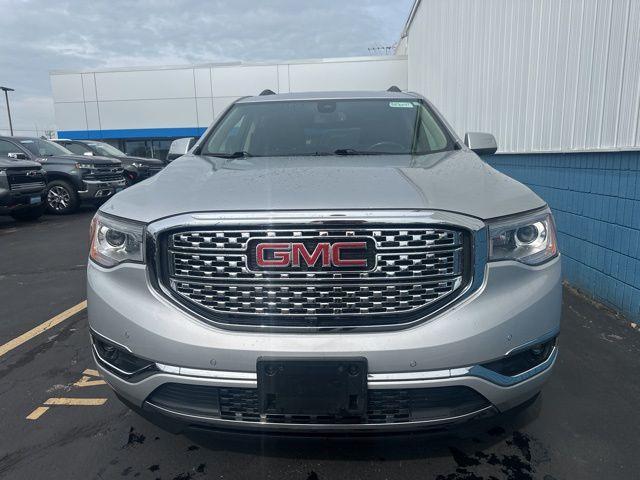 Photo of 2019 Quicksilver Metallic GMC Acadia