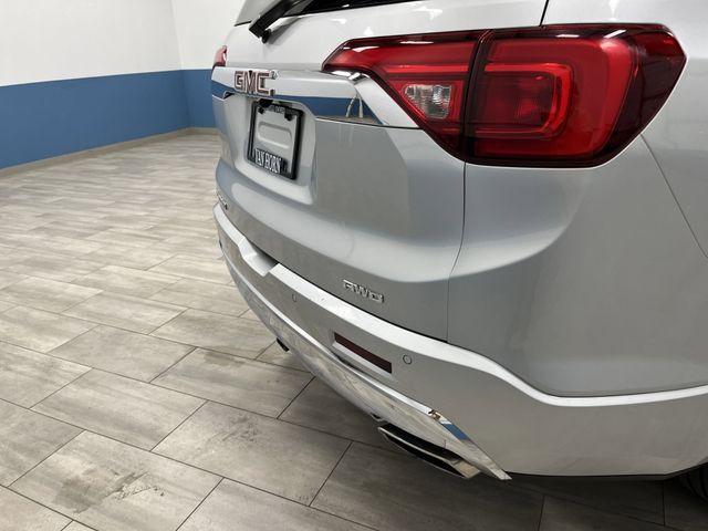 Photo of 2019 Quicksilver Metallic GMC Acadia