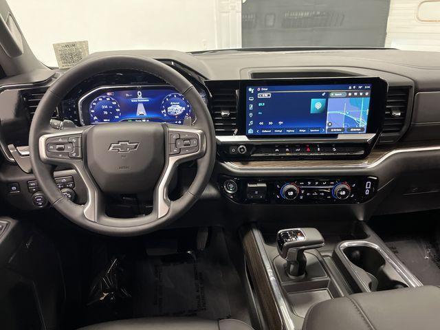 Photo of 2025 Black Chevrolet Silverado 1500