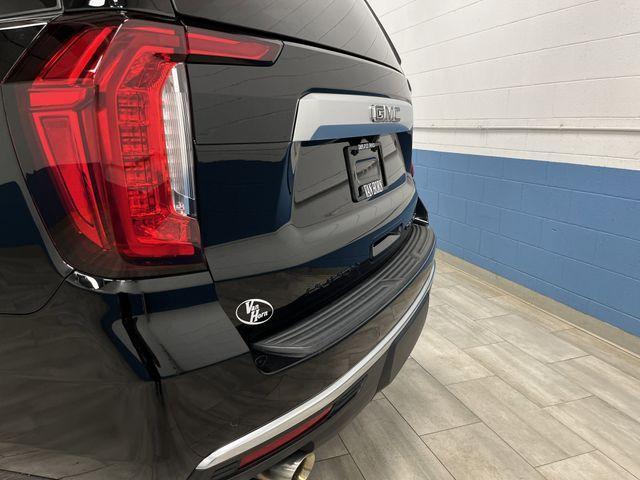 Photo of 2022 Onyx Black GMC Yukon XL