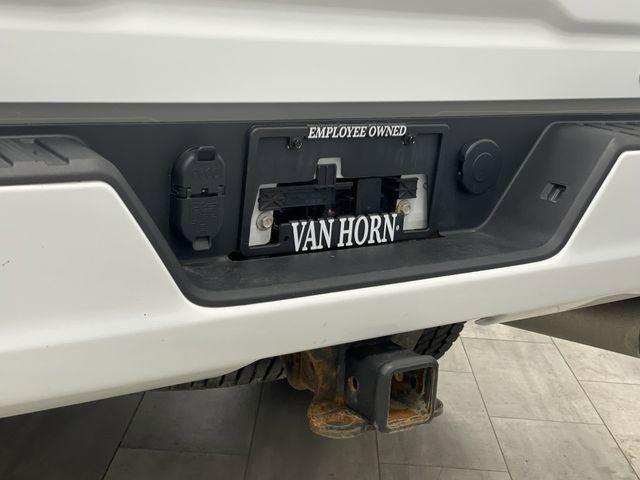 Photo of 2023 Summit White GMC Sierra 2500