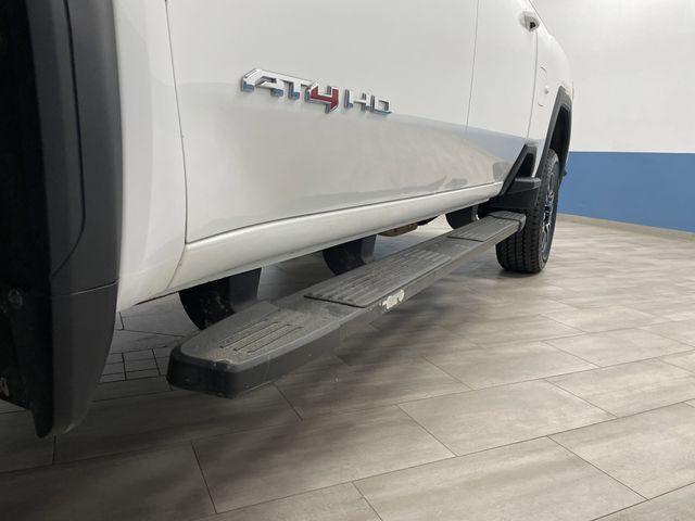 Photo of 2023 Summit White GMC Sierra 2500