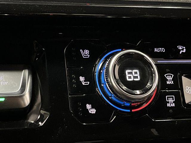 Photo of 2022 Summit White GMC Sierra 1500
