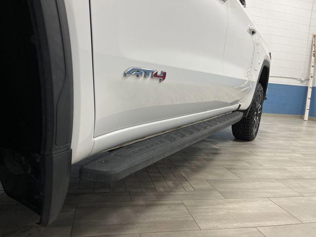 Photo of 2022 Summit White GMC Sierra 1500
