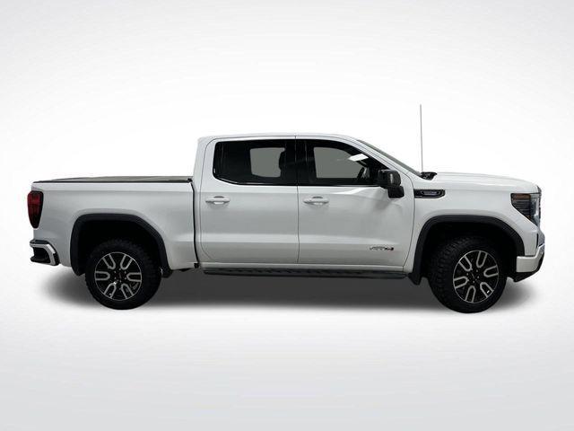 Photo of 2022 Summit White GMC Sierra 1500