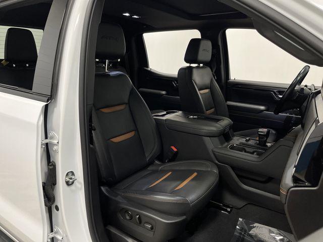 Photo of 2022 Summit White GMC Sierra 1500