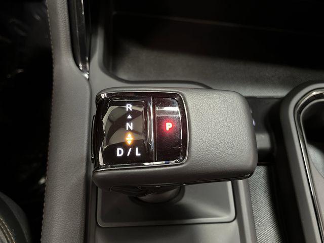 Photo of 2022 Summit White GMC Sierra 1500