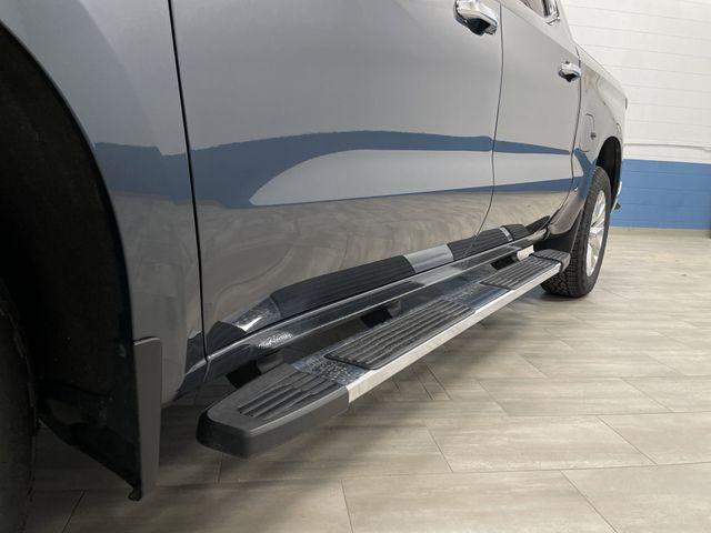 Photo of 2022 Shadow Gray Metallic Chevrolet Silverado 1500 Limited