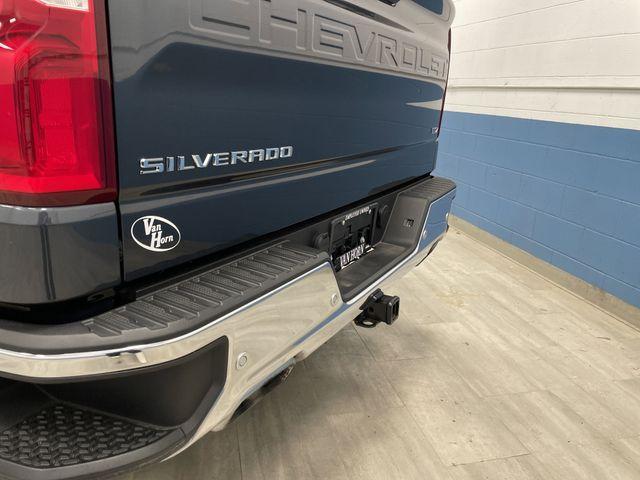Photo of 2022 Shadow Gray Metallic Chevrolet Silverado 1500 Limited