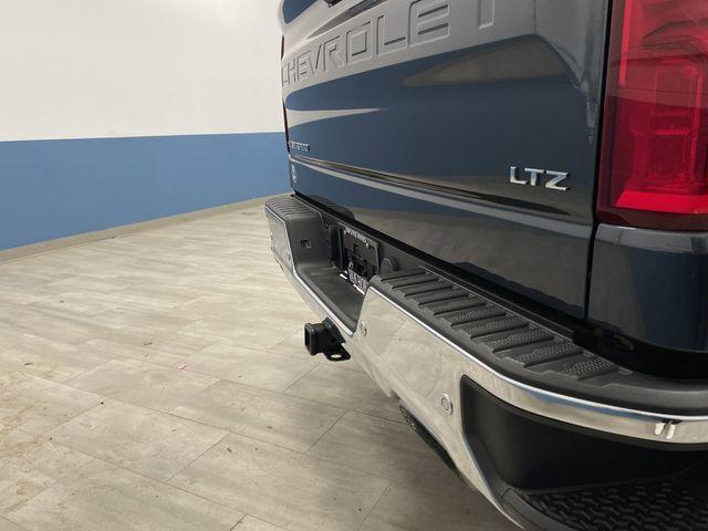 Photo of 2022 Shadow Gray Metallic Chevrolet Silverado 1500 Limited