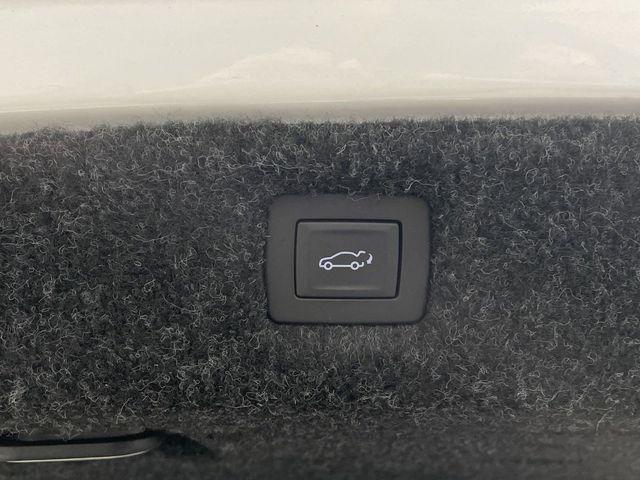 Photo of 2019 Crystal White Tri-Coat Cadillac CT6