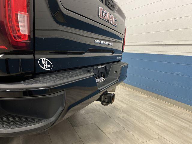 Photo of 2022 Ebony Twilight Metallic GMC Sierra 2500