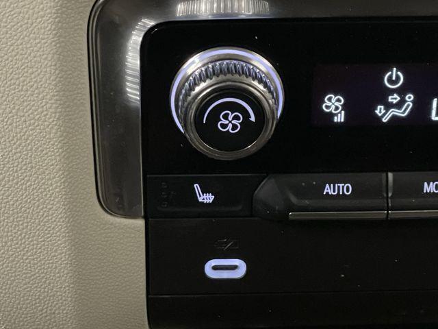 Photo of 2023 White Frost Tri-Coat GMC Yukon XL