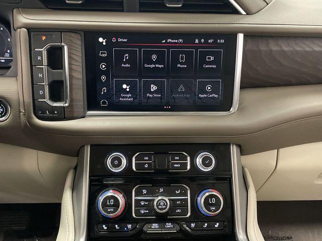 Photo of 2023 White Frost Tri-Coat GMC Yukon XL