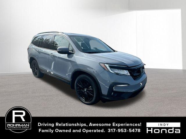 Photo of 2022 Sonic Gray Pearl Honda Pilot