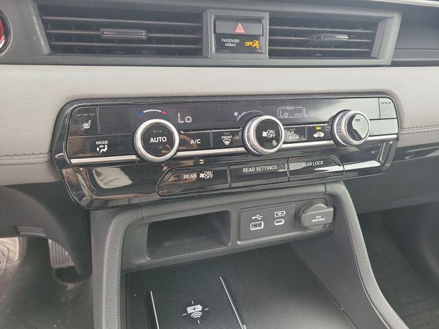 Photo of 2023 Obsidian Blue Pearl Honda Pilot
