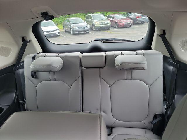 Photo of 2023 Obsidian Blue Pearl Honda Pilot