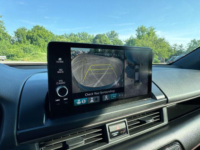 Photo of 2024 Crystal Black Pearl Honda Pilot