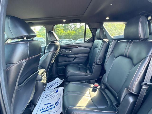 Photo of 2024 Crystal Black Pearl Honda Pilot