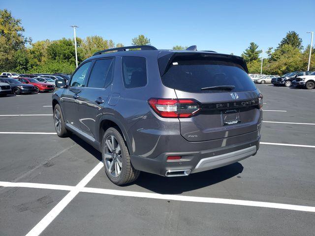 Photo of 2025 Modern Steel Metallic Honda Pilot