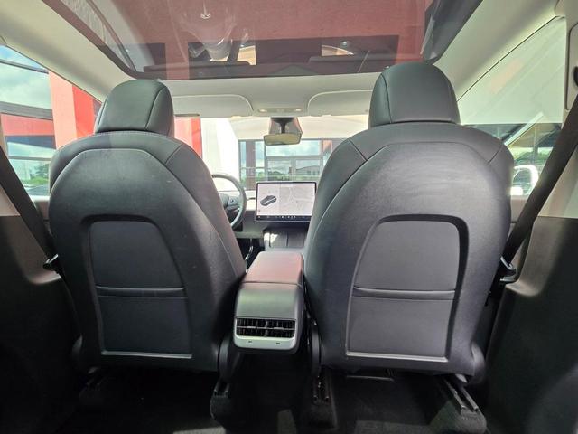 Photo of 2021 Midnight Silver Metallic Tesla Model Y