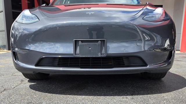 Photo of 2021 Midnight Silver Metallic Tesla Model Y