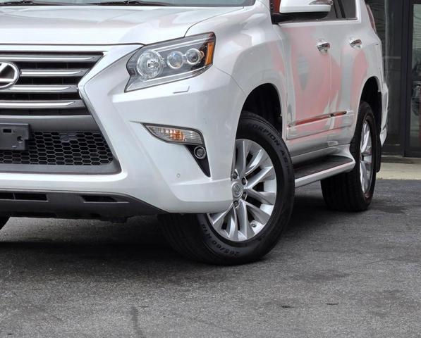 Photo of 2019 Starfire Pearl Lexus GX 460