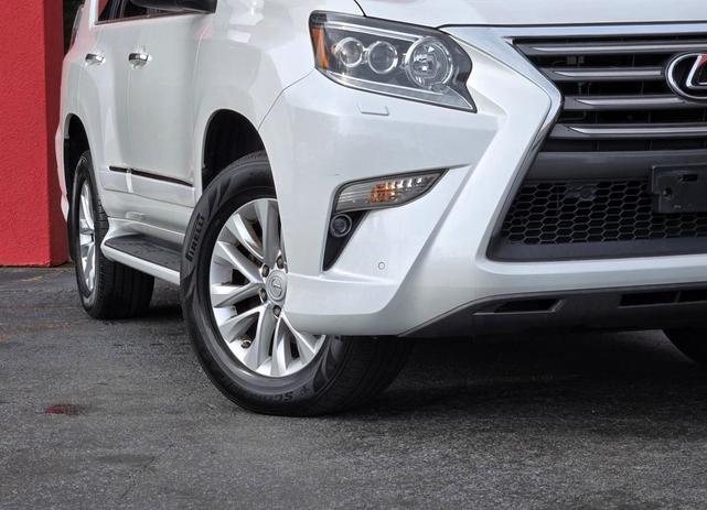 Photo of 2019 Starfire Pearl Lexus GX 460