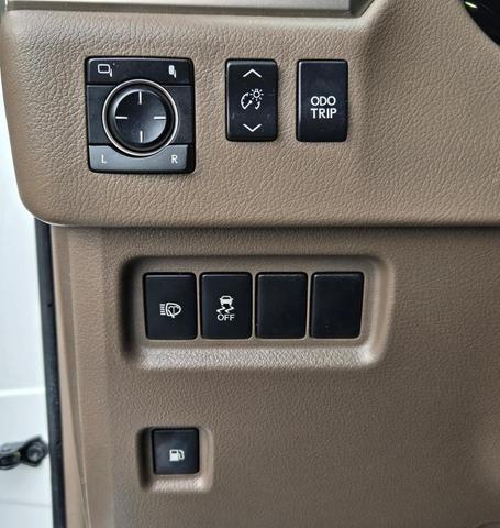 Photo of 2019 Starfire Pearl Lexus GX 460