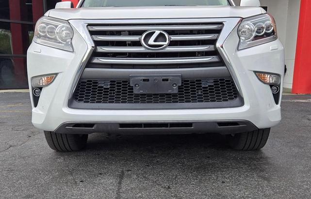 Photo of 2019 Starfire Pearl Lexus GX 460