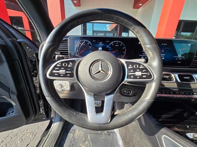 Photo of 2022 Black Mercedes-Benz GLS 450