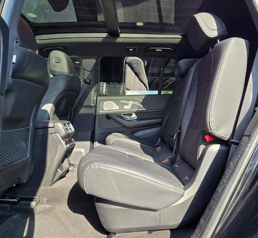 Photo of 2022 Black Mercedes-Benz GLS 450