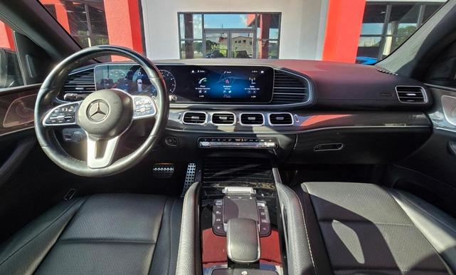 Photo of 2022 Black Mercedes-Benz GLS 450