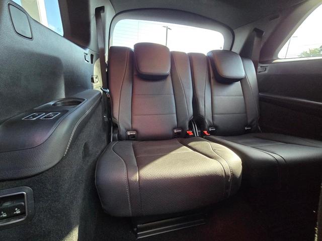 Photo of 2022 Black Mercedes-Benz GLS 450