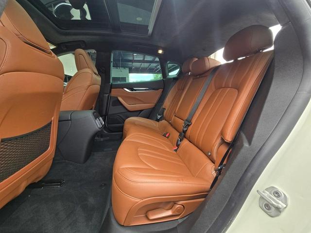 Photo of 2022 Bianco Maserati Levante