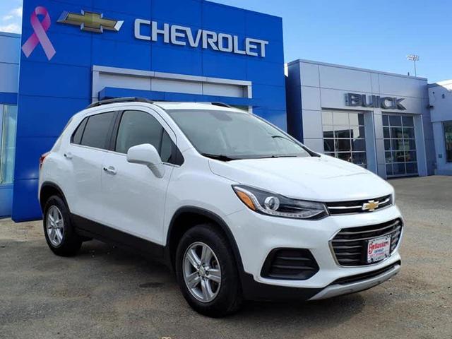 Photo of 2020 Summit White Chevrolet Trax