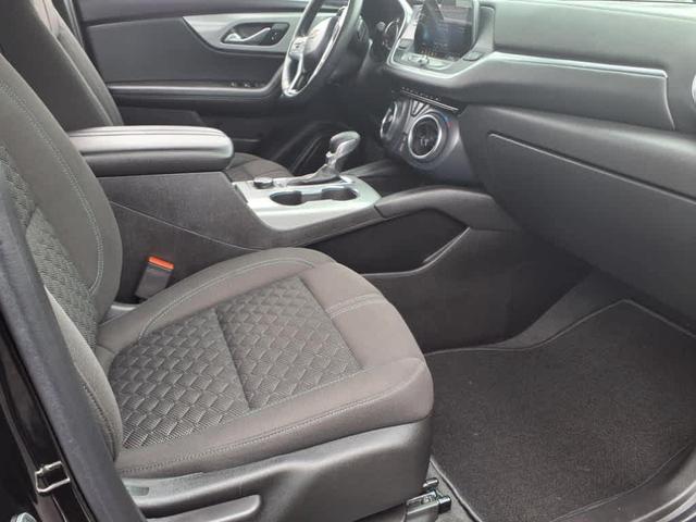 Photo of 2022 Black Chevrolet Blazer