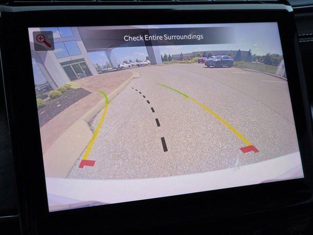 Photo of 2021 Bright White Clearcoat Jeep Grand Cherokee L
