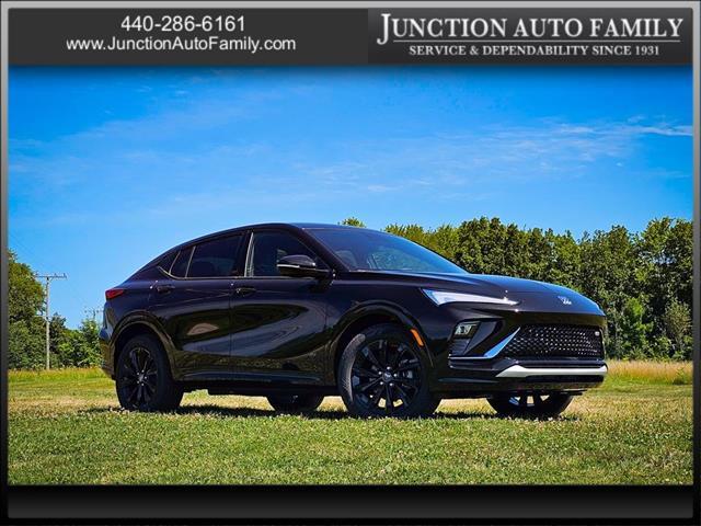 Photo of 2025 Ebony Twilight Metallic Buick Envista