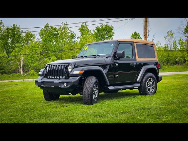 Photo of 2020 Black Clearcoat Jeep Wrangler