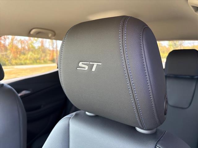 Photo of 2026 Summit White Buick Encore GX