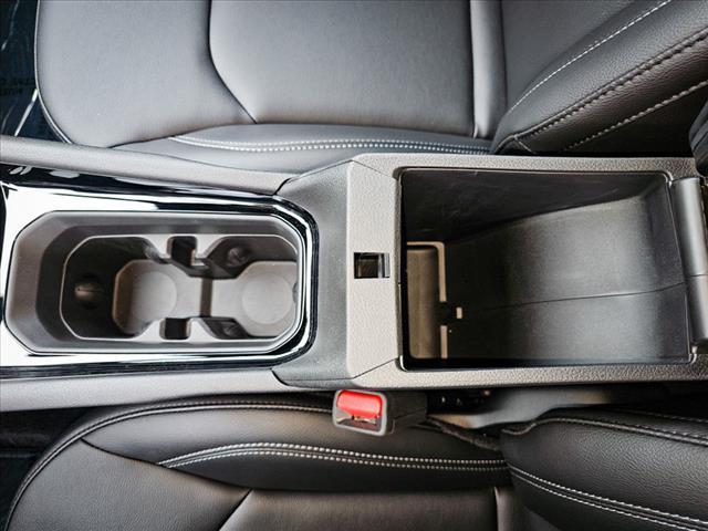 Photo of 2025 Diamond Black Crystal P/C Jeep Compass