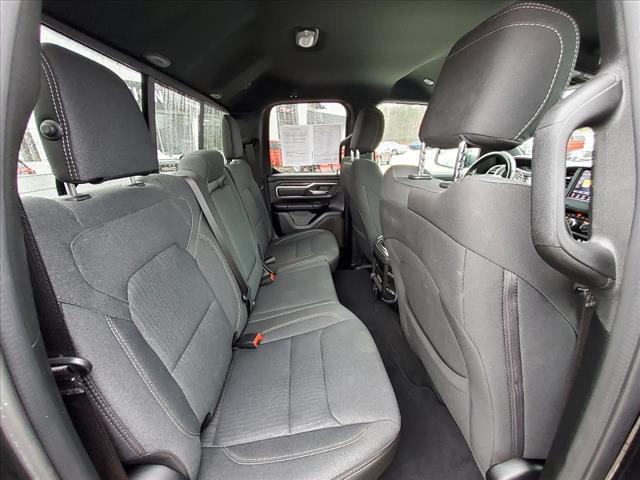 Photo of 2020 Diamond Black Crystal Pearlcoat RAM 1500