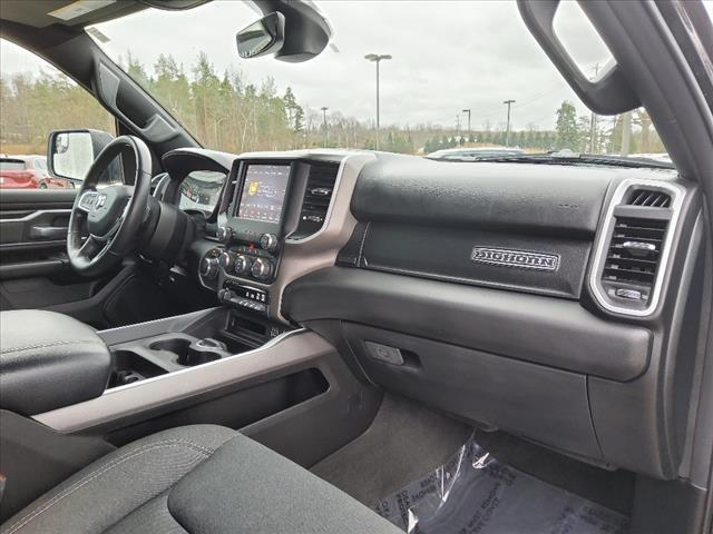 Photo of 2020 Diamond Black Crystal Pearlcoat RAM 1500